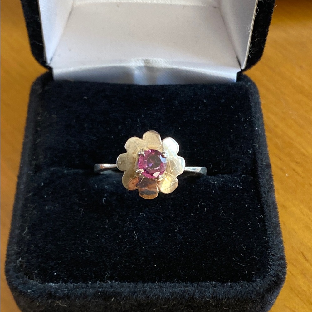 Sterling Silver Pink Stone Flower Ring Size 8 Floral Solitaire Vintage